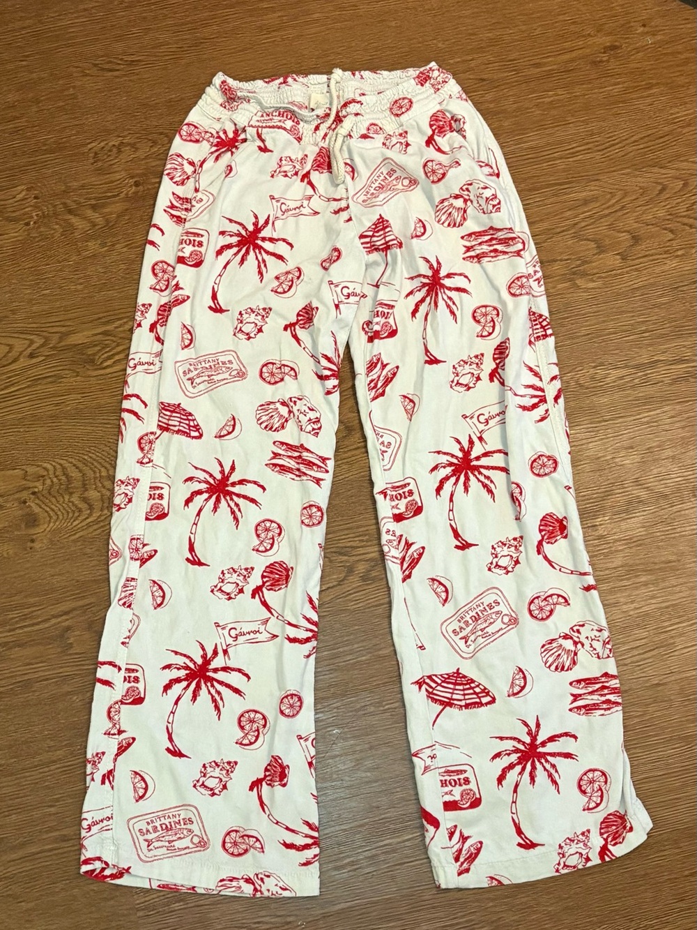 Women’s Wide Leg Lounge Pants in Red Palm Print - Casual Comfort